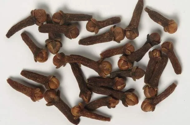 cengkeh